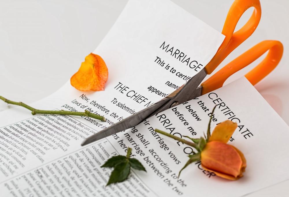 Divorzi gratis a San Valentino: la trovata di uno studio americano