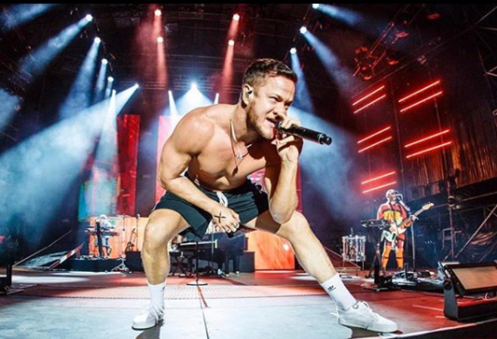 Imagine Dragons: il frontman Dan Reynolds si prende una pausa dalla musica