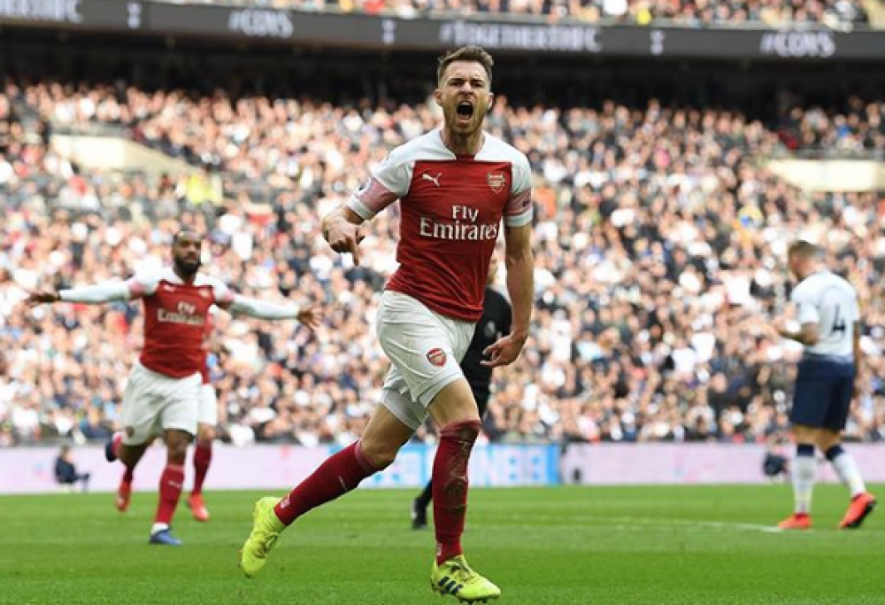 I social si scatenano con la ‘maledizione di Ramsey’: ogni volta che segna muore un vip