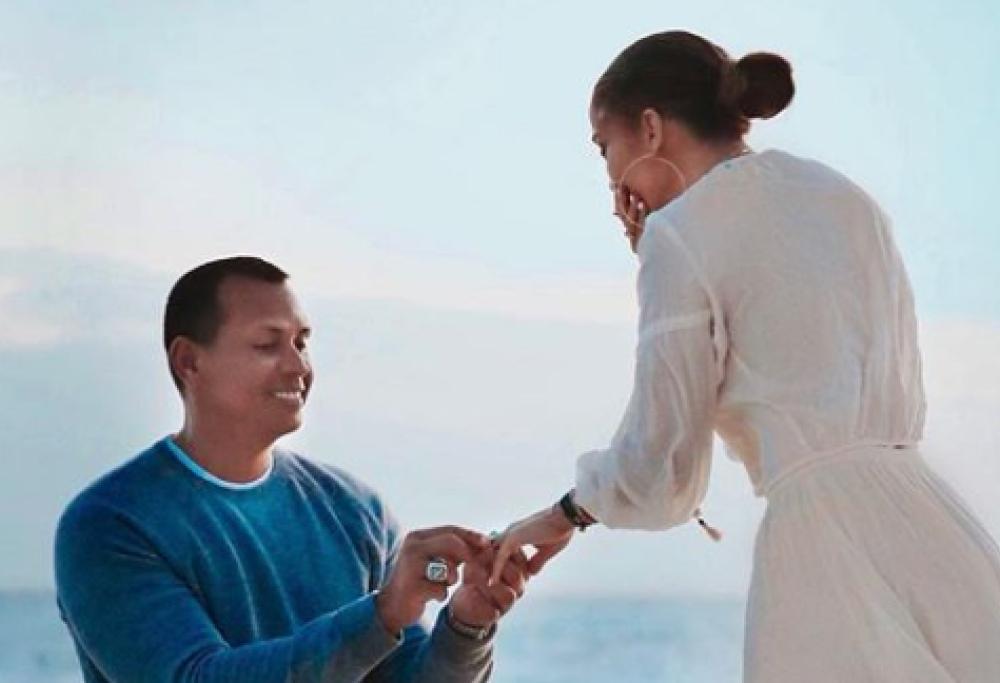 Jennifer Lopez: la proposta di matrimonio è una perfetta scena da film