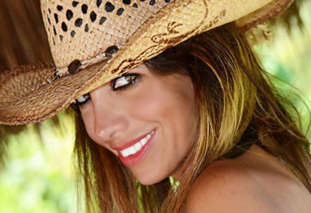 Rivelazione choc di Emanuela Tittocchia: "Sono innamorata di un ragazzo di 11 anni"
