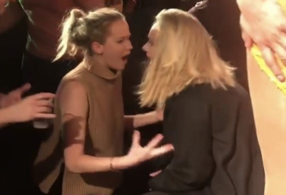 Adele e Jennifer Lawrence: notte brava a New York con gara di bevute