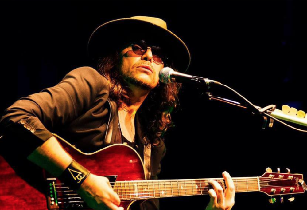 Gianluca Grignani registra il nuovo singolo “Sto tornando” negli studi di Pino Daniele
