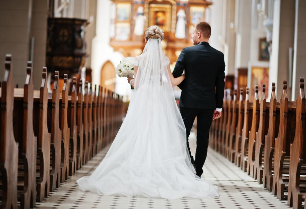 Se ti sposi puoi avere un bonus, ma solo se lo fai in Chiesa