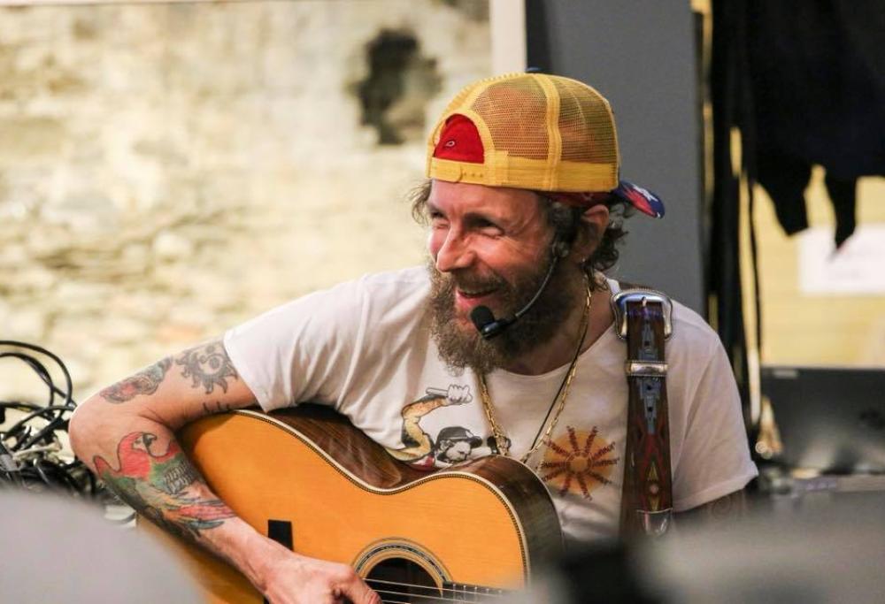 Jovanotti: arriva l'app “Radio Jova Beach” per seguire il tour estivo