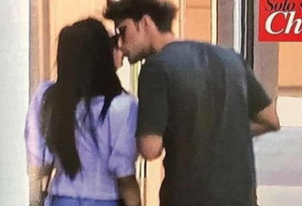 Andrea Damante e Giulia De Lellis: ecco il (nuovo) primo bacio pubblico