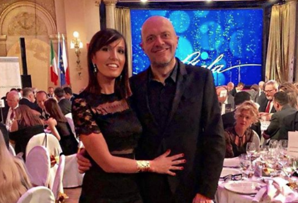Max Pezzali ha detto sì in gran segreto alla sua Debora