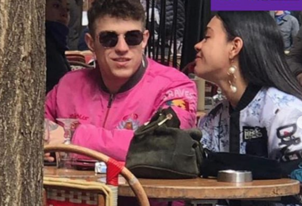 Irama starebbe cercando casa con la fidanzata Victoria Stella Doritou
