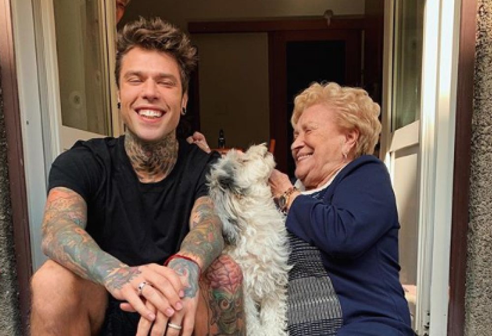 La nonna di Fedez sbarca su Instagram e fa il pieno di like