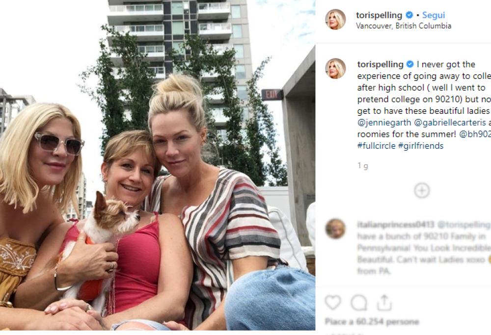 Beverly Hills 90210: Donna, Kelly e Andrea si rilassano insieme