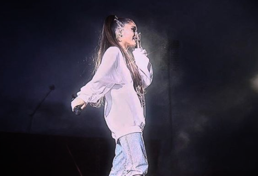 Ariana Grande: parole commoventi in ricordo della strage di Manchester