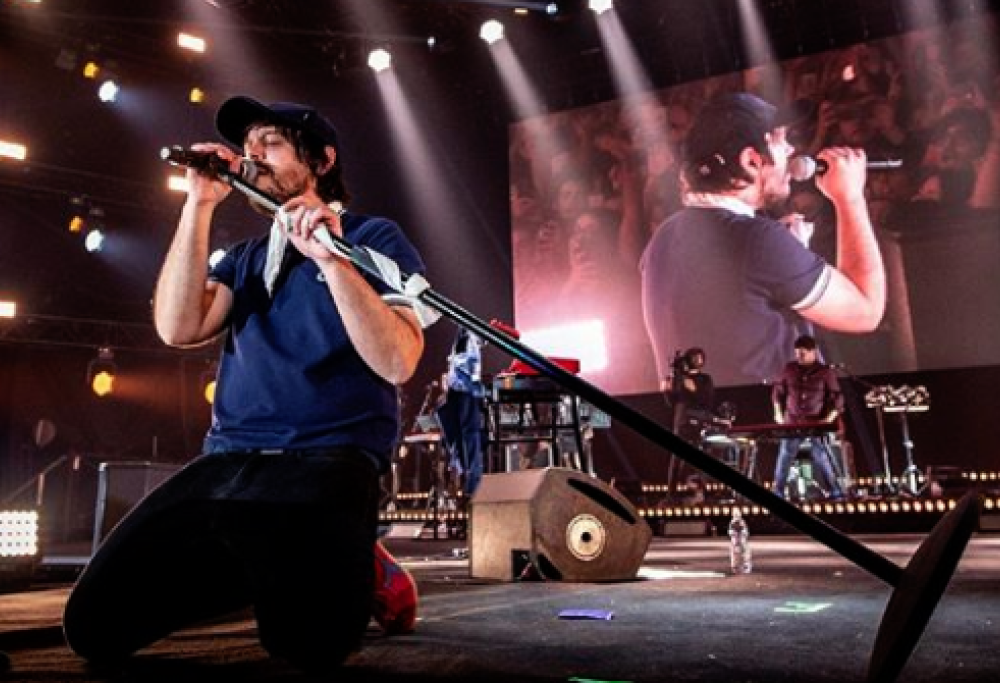Calcutta dice la sua sulla musica indie: "Ormai è morta"
