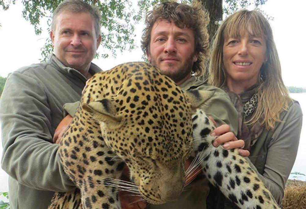 Coppia francese licenziata dopo l'uccisione di animali selvatici