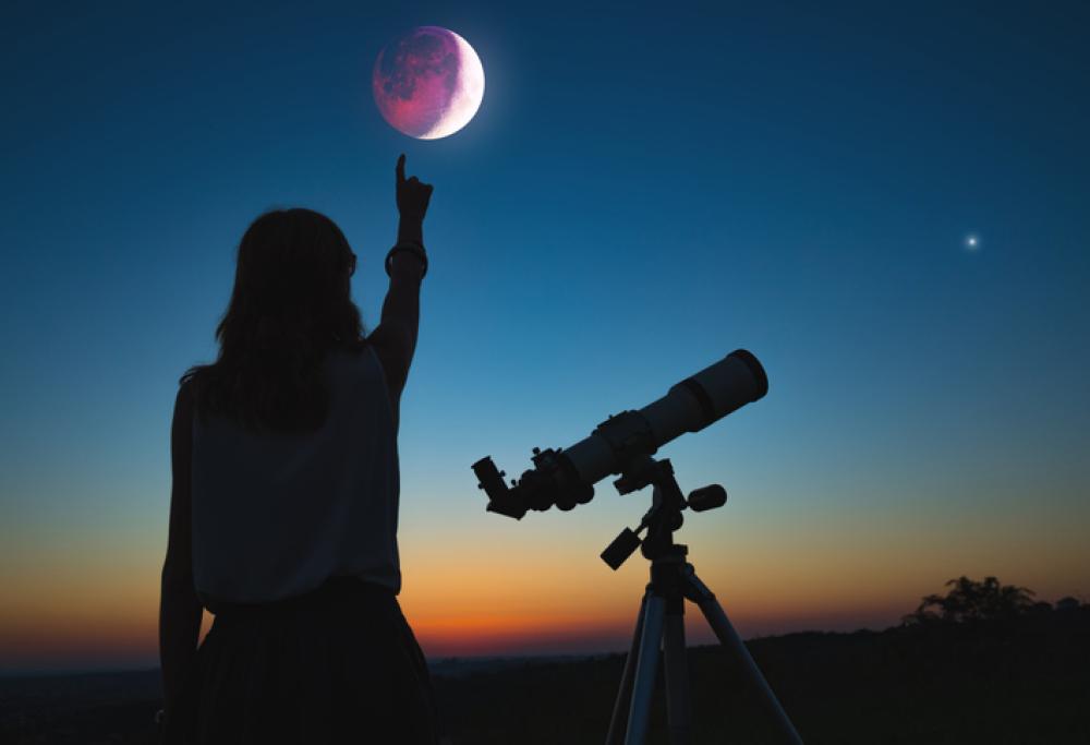 Eclissi di Luna tra il 16 e il 17 luglio: sarà visibile in tutta Italia