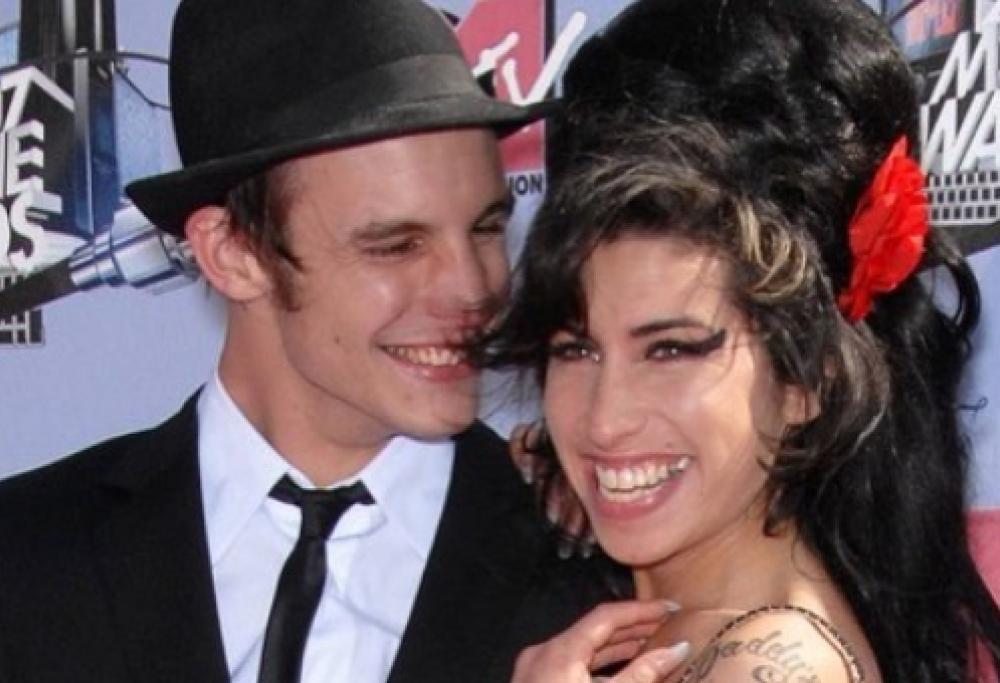 Amy Winehouse: l'ex marito chiede una parte del patrimonio alla famiglia