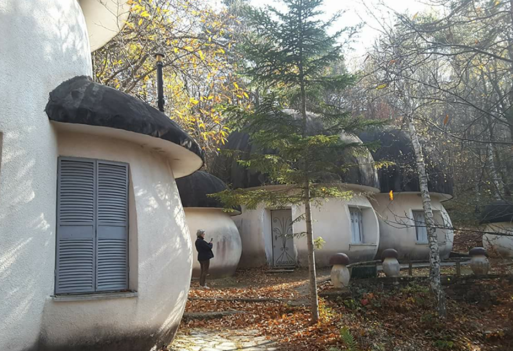 Il villaggio dei Puffi esiste davvero, si trova nei boschi della Liguria