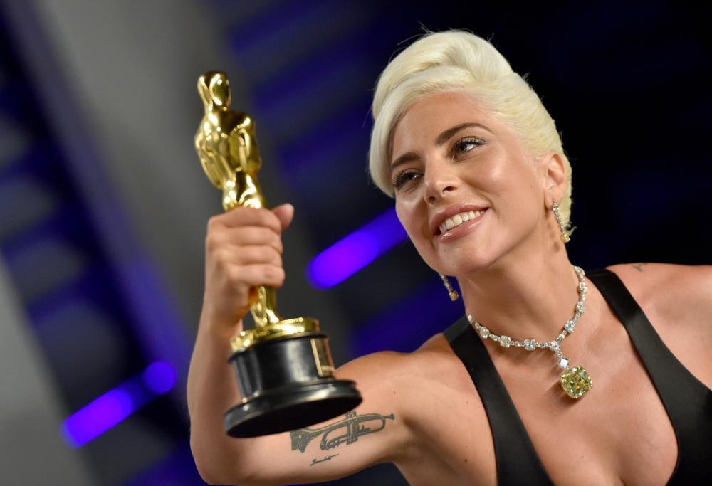 Lady Gaga confessa: "Lo stupro subito mi ha fatto sviluppare un disturbo post traumatico da stress"