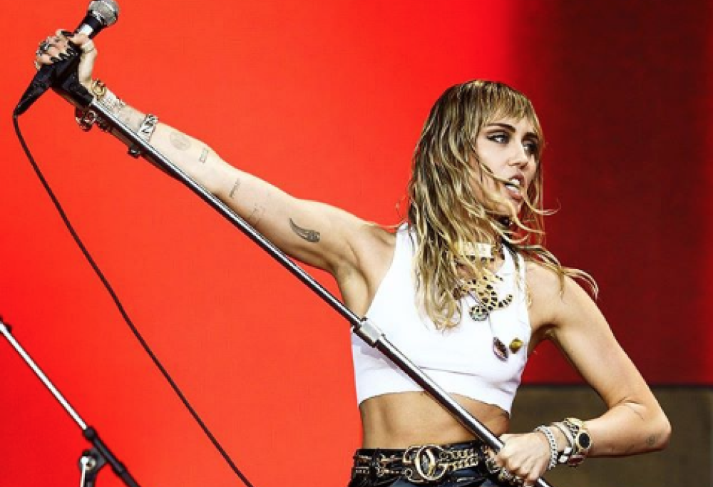 Miley Cyrus non parteciperà più a Woodstock 50