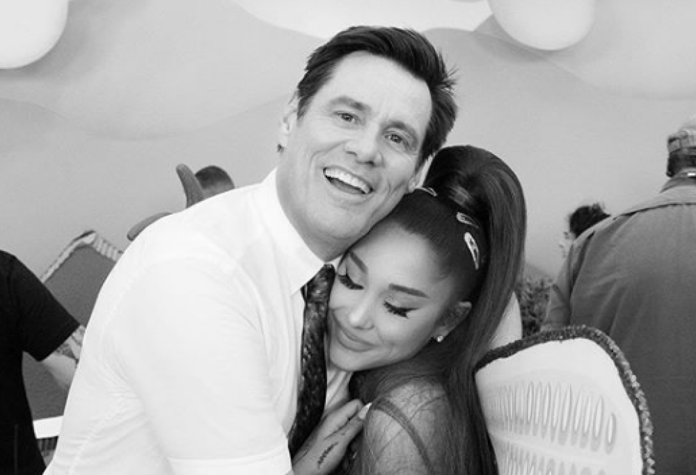 Ariana Grande realizza il suo sogno: incontrare Jim Carrey