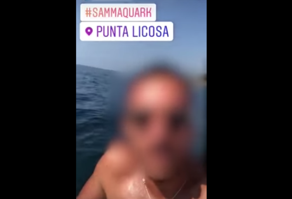Getta una bottiglia in mare e posta il video sui social: denunciato