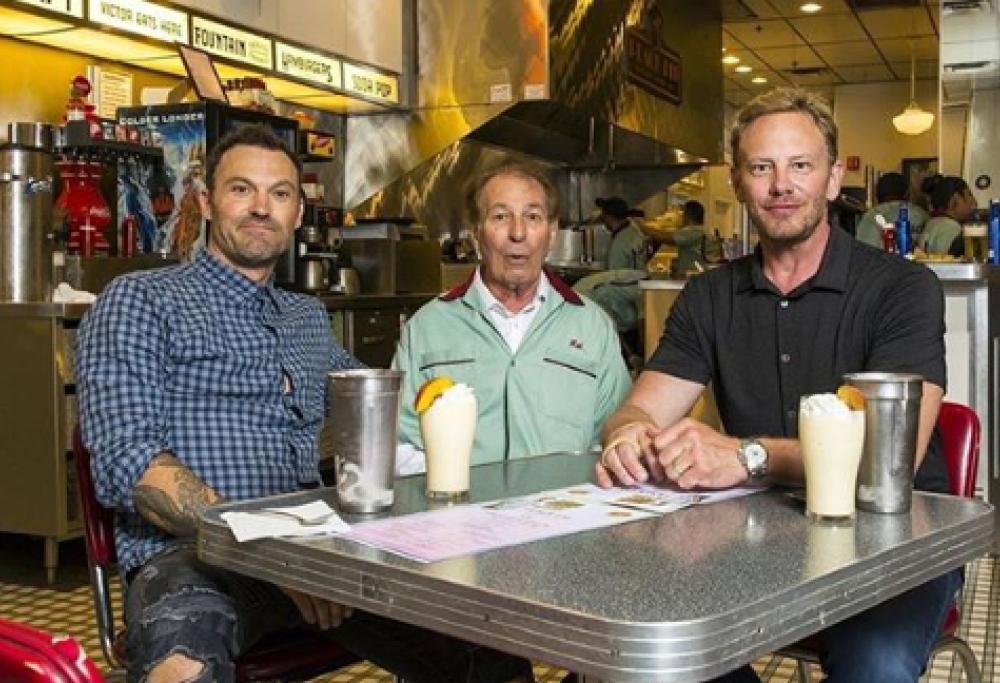BH90210: il cast omaggia Luke Perry con una raccolta fondi