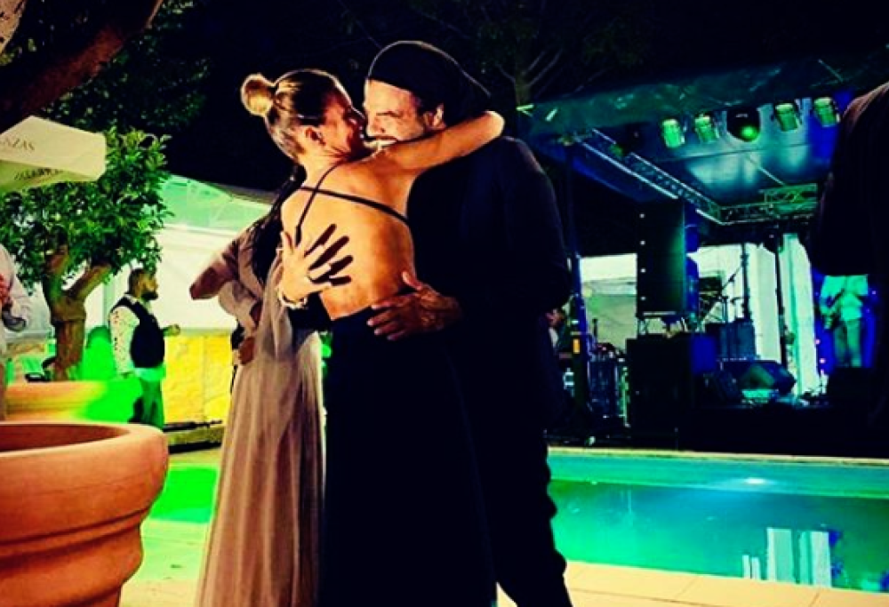 Francesco Renga e la prima foto della fidanzata sui social