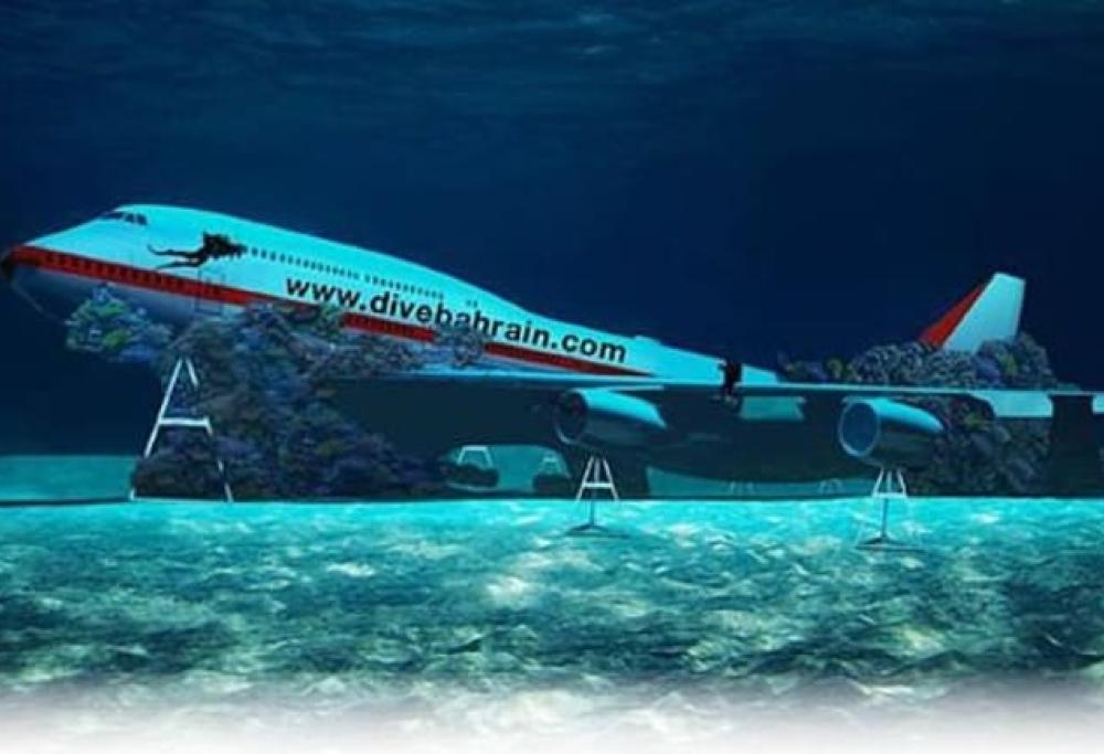Boeing 747 affondato diventa un'attrazione per sub nel Golfo Persico