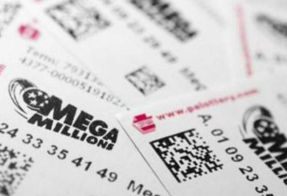 Sopravvissuto al cancro due volte, vince 4,6 milioni alla lotteria 