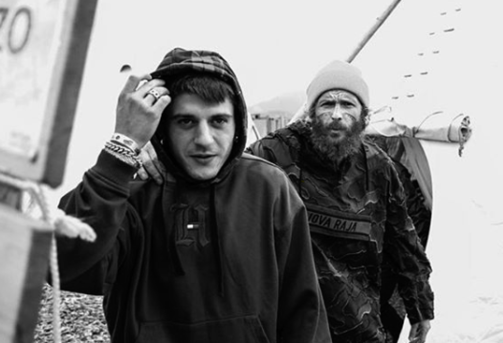 Rkomi: esce il nuovo singolo "Canzone" ft. Jovanotti