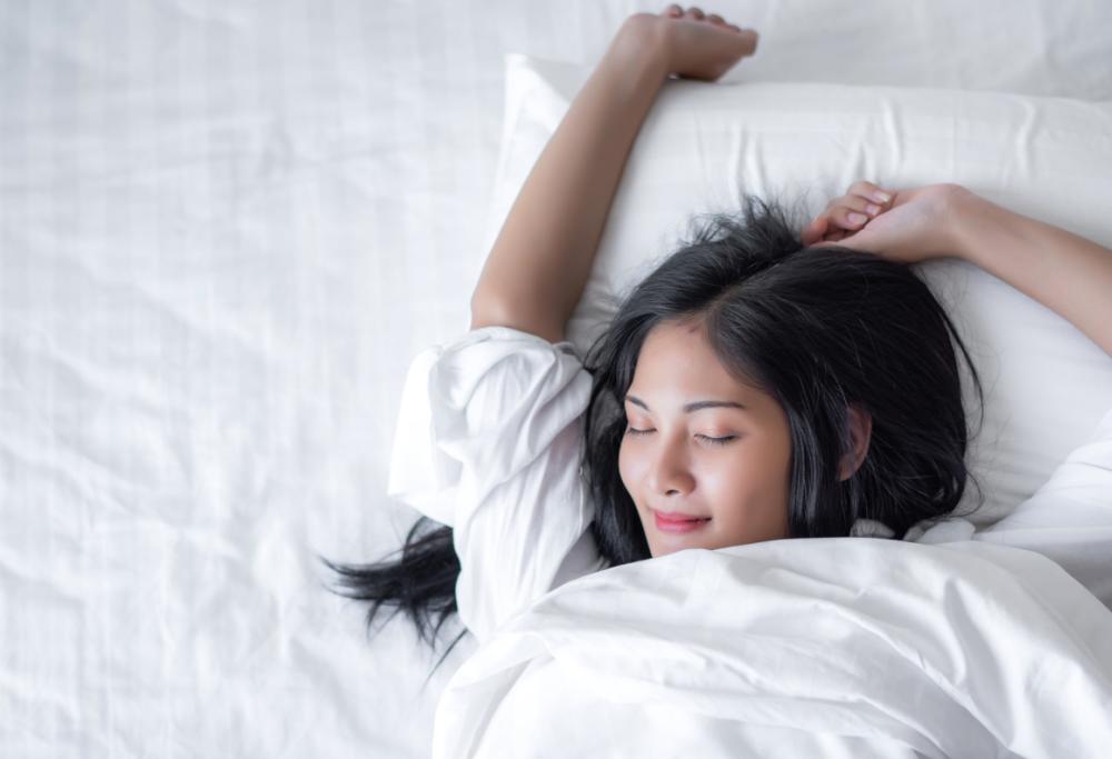 Più si dorme nel weekend e meglio si dimagrisce 