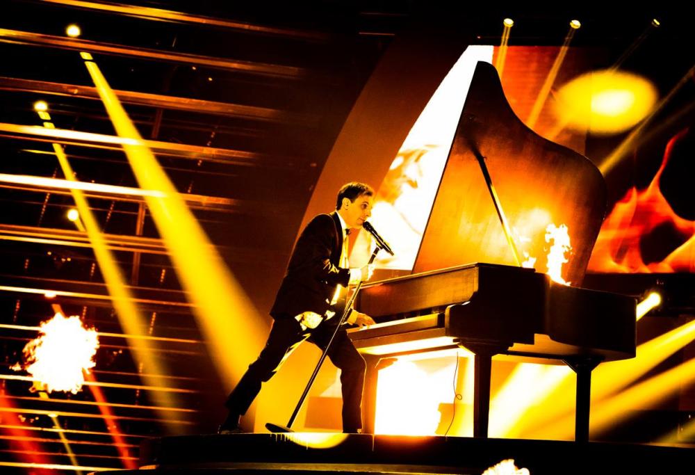 Vincitore di Italia’s Got Talent '19 accoltella al gluteo l'amico musicista