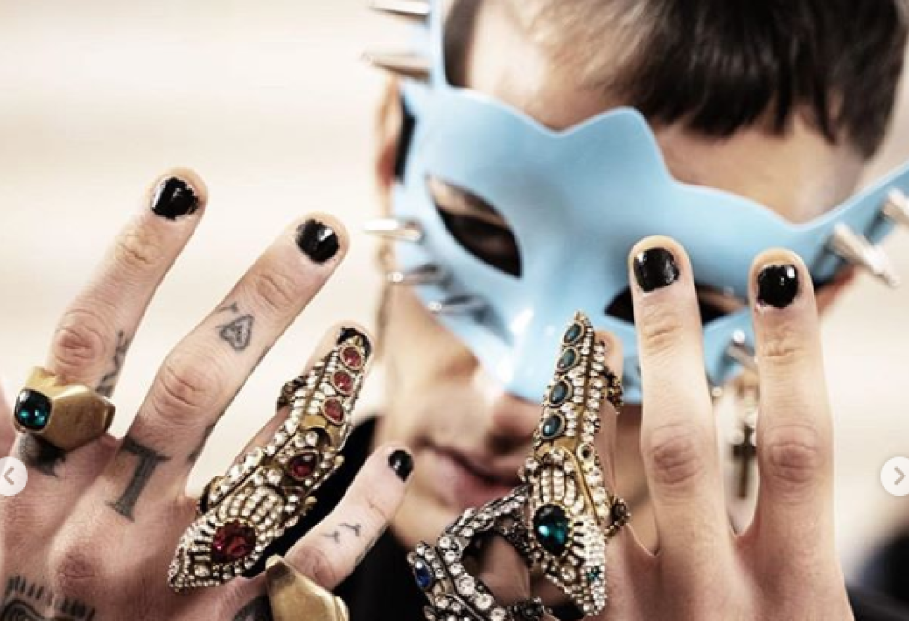 La nail art è il nuovo trend maschile, anche delle star