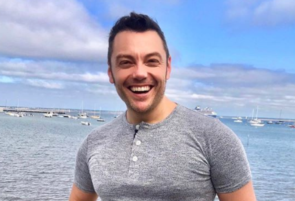 Tiziano Ferro dona 2000 euro per i cani abbandonati di Alcamo