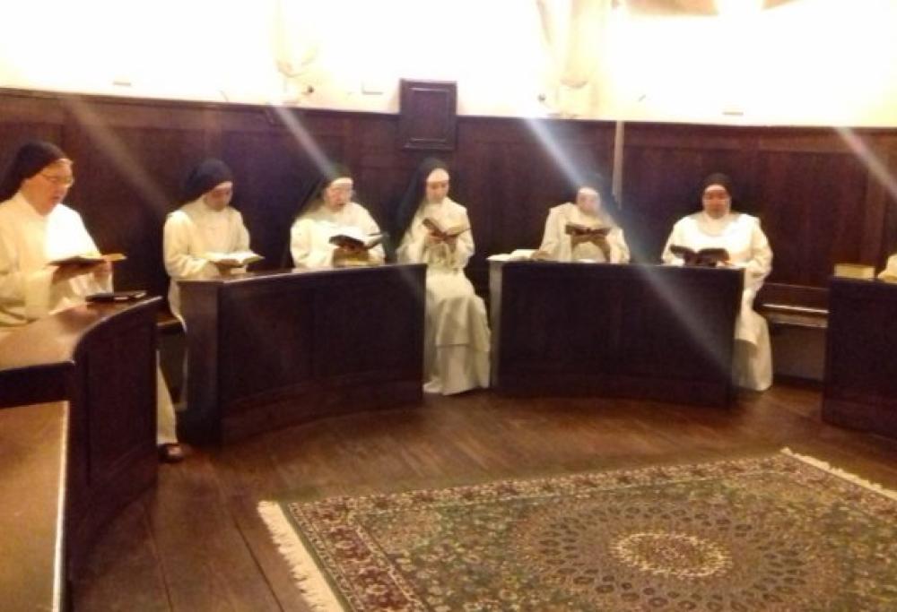 La Madre Superiora si innamora e il Monastero di Sansepolcro chiude