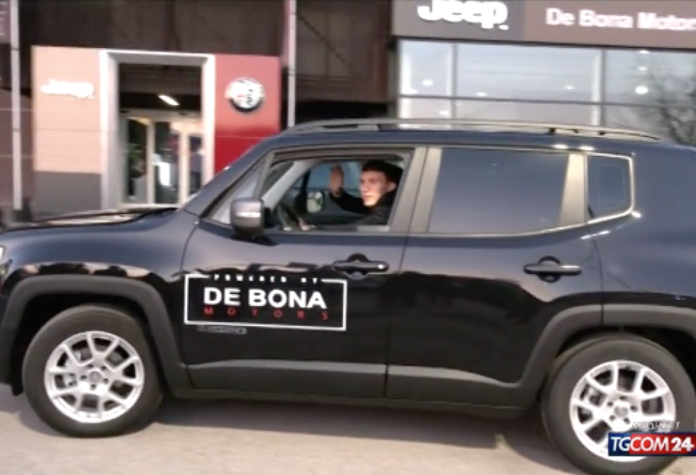 Manuel Bortuzzo ha preso la patente speciale per guidare l’auto regalata dai colleghi del papà
