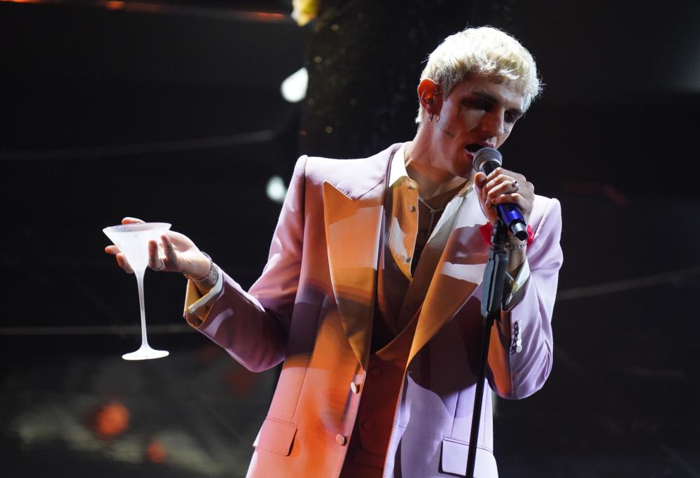 Achille Lauro è il primo artista italiano a esibirsi nel Metaverso