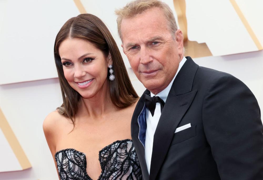 Kevin Costner, dopo Christine Baumgartner arriva un nuovo amore