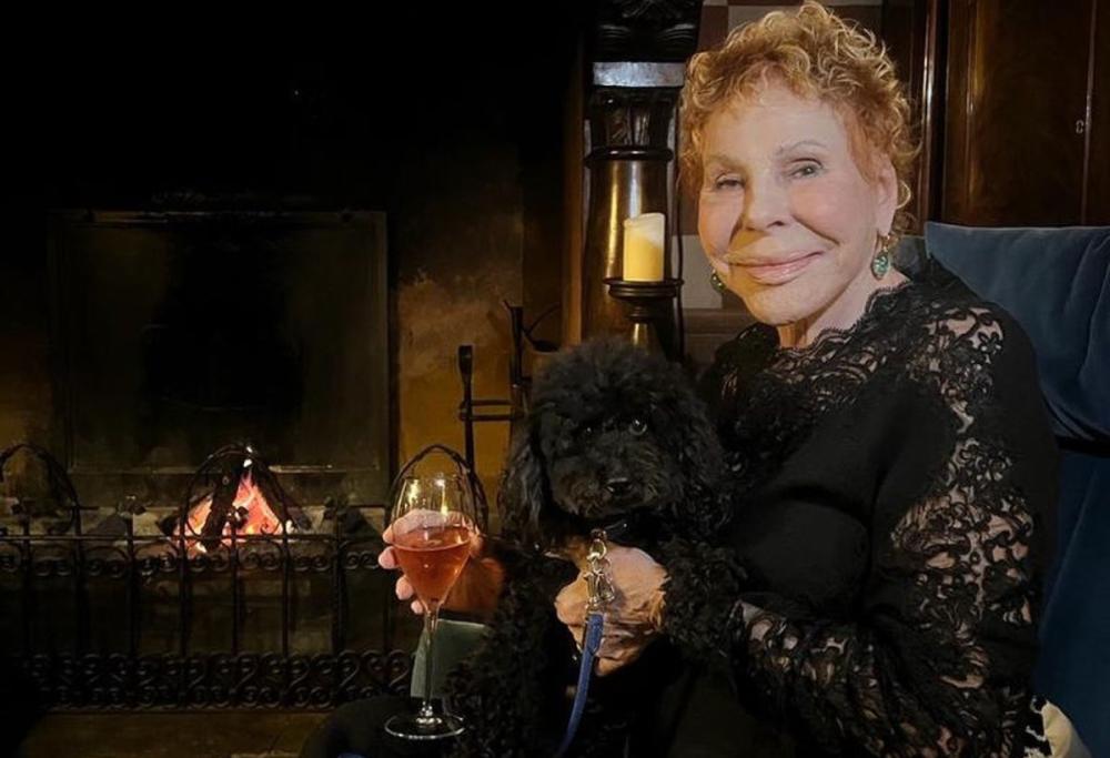 Ornella Vanoni e la sua ironia: “Già scelto l’abito per il funerale”