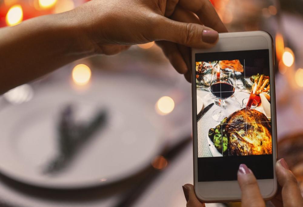 Fare foto ai piatti dei ristoranti: alcuni lo vietano ai clienti
