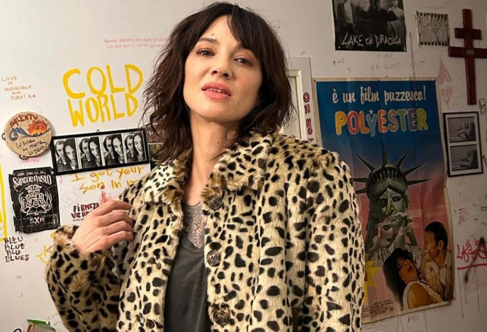 Asia Argento sulla sua psicanalista: "Faremo Capodanno insieme"