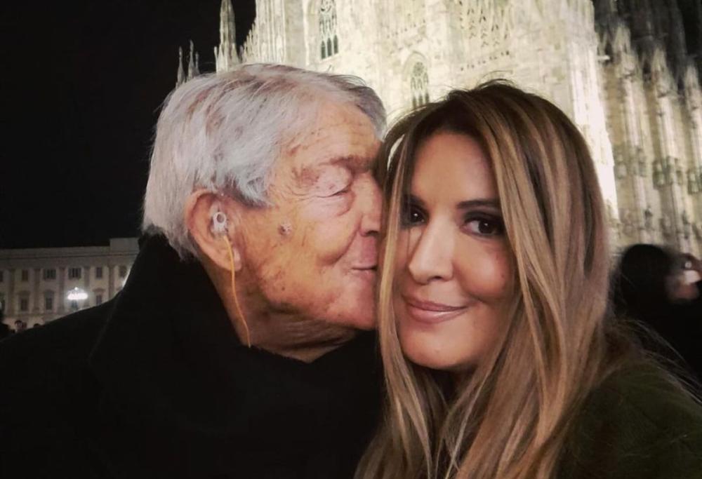 Selvaggia Lucarelli in compagnia del papà: lo scatto sui social