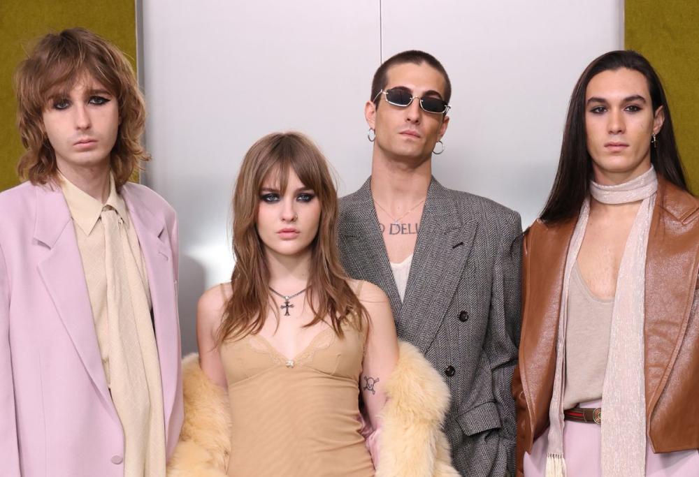 I Måneskin emozionano a Manchester con il loro omaggio agli Oasis