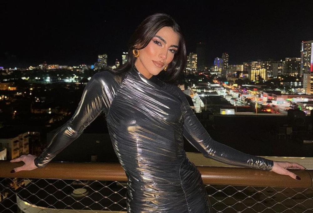 Giulia Salemi festeggia l’ultimo dell’anno senza Pierpaolo
