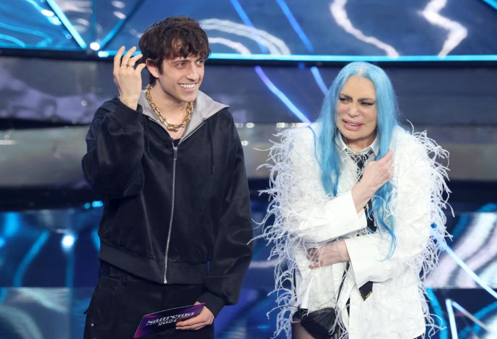 Sanremo, Sangiovanni alla Bertè: “Aspiro ad avere il tuo coraggio”