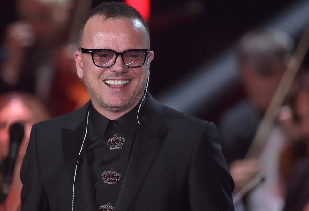 Amadeus ha detto addio al Festival di Sanremo. Al momento la Rai è in cerca di candidati che possano prendere il suo posto e tra i vari c'è anche quello del noto cantante napoletano