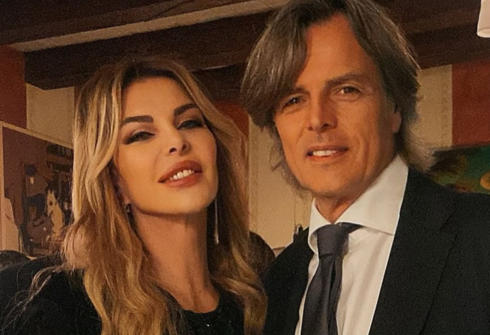 Alba Parietti: "Io e Fabio non ci sposiamo ma l'amore è forte"