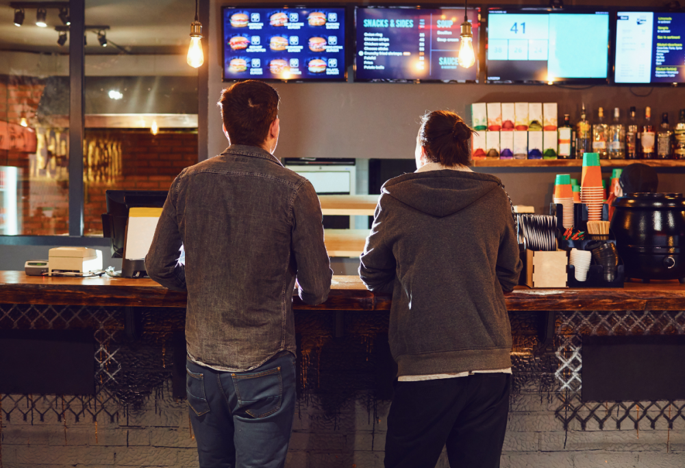 Non sai cosa ordinare al ristorante? Forse soffri di menù anxiety