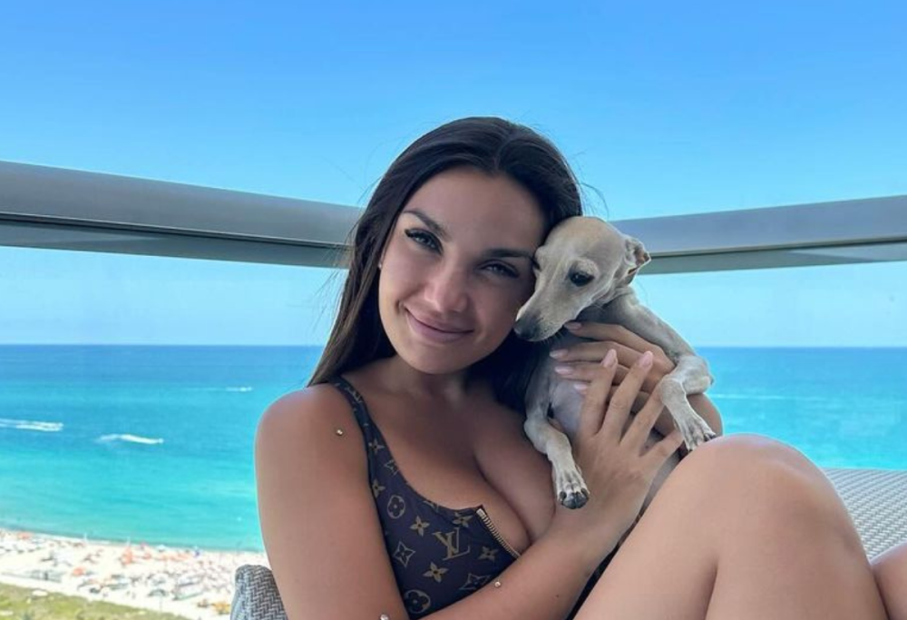 Elettra Lamborghini al live della Pausini: “Ho iniziato a piangere”