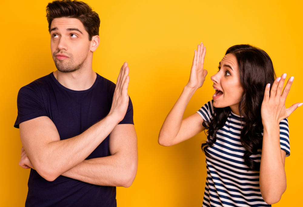 Le donne parlano davvero più degli uomini? La risposta sorprendente