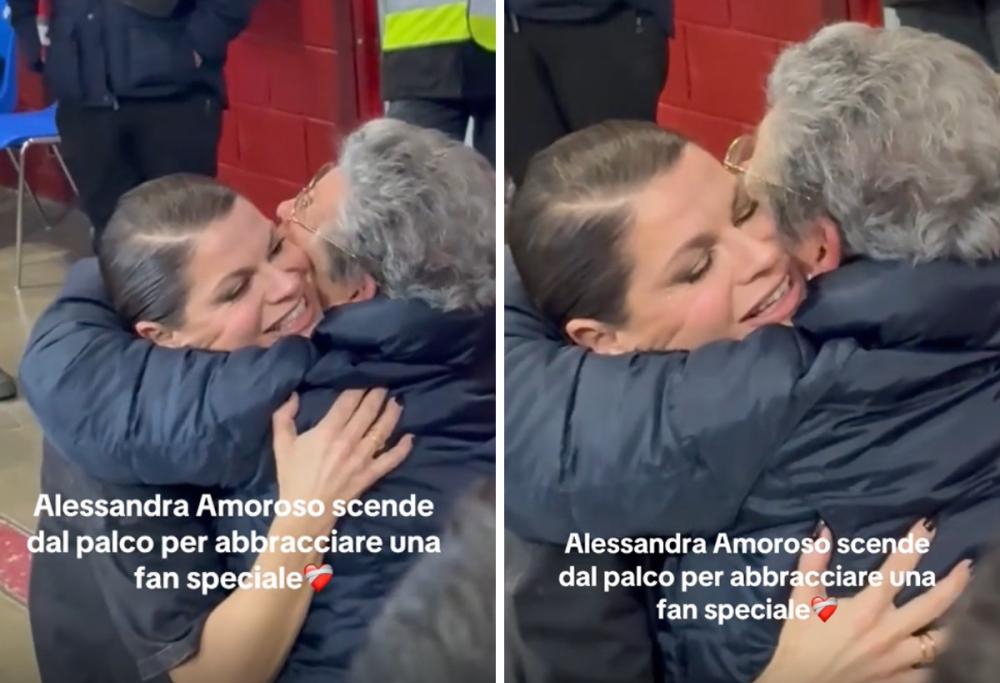 Alessandra Amoroso scende dal palco per salutare una sua fan anziana
